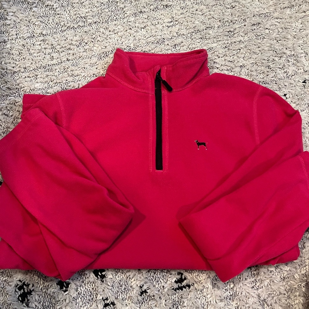 The Black Dog Quarter Zip